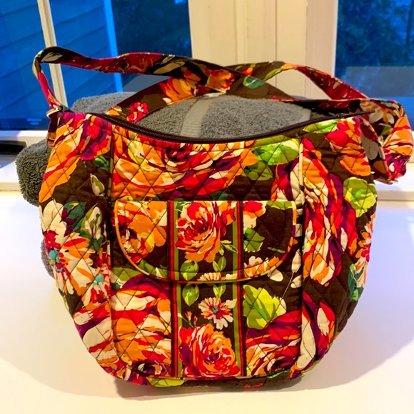 Vera Bradley Handbags - NEW -- Vera Bradley Floral Should Bag